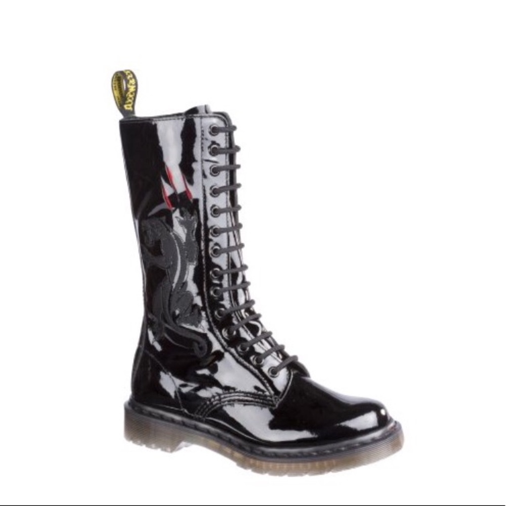 ❤️SOLD❤️Dr Martens Patent Leather Boots